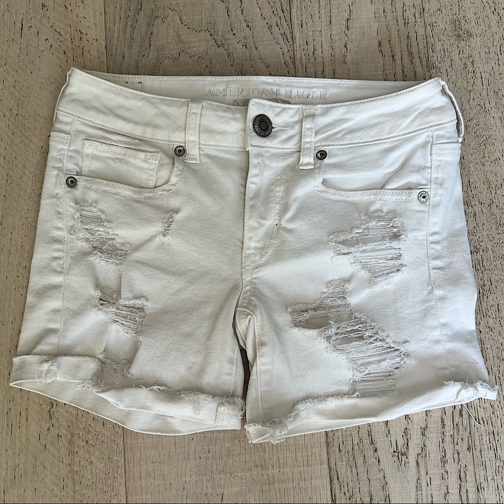 White American Eagle Jean Shorts Size 2